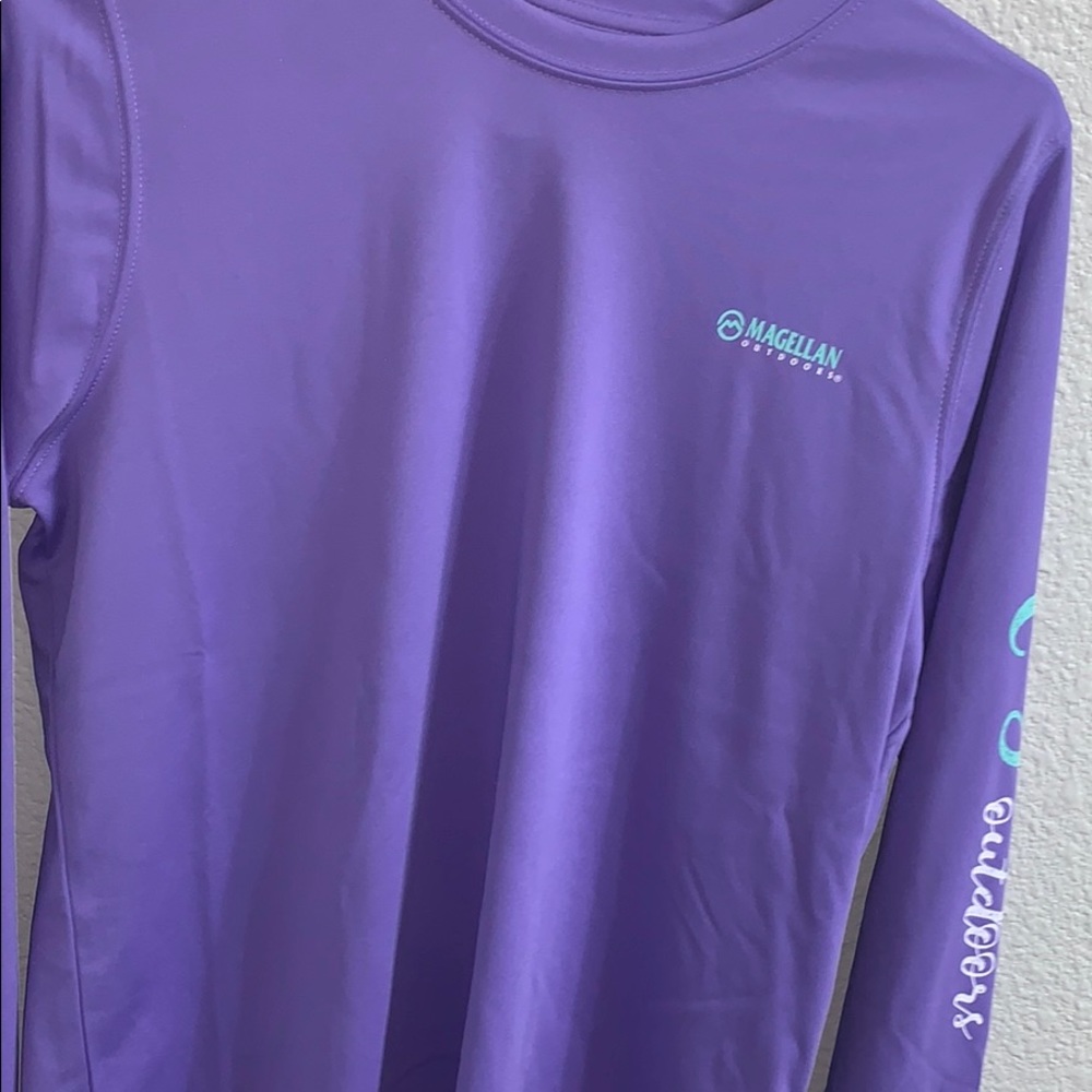 Never worn, no tags